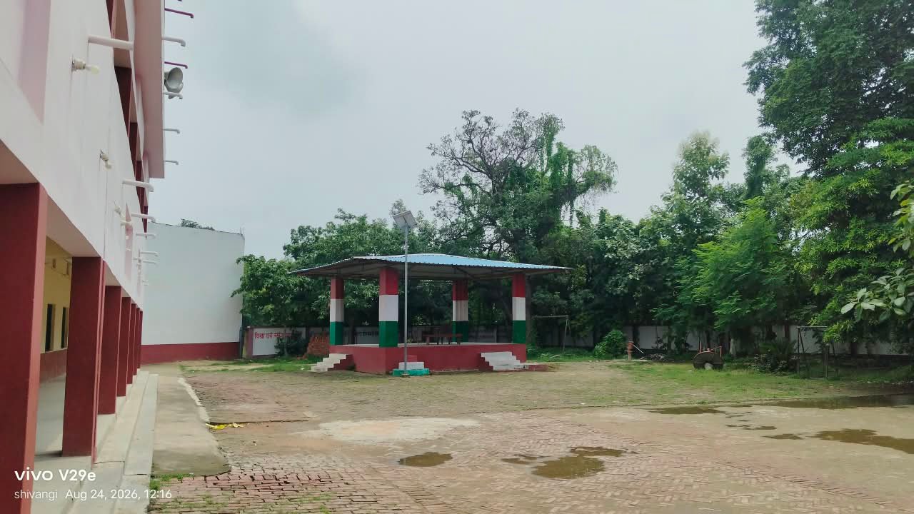 Happy Model Public School campus photograph